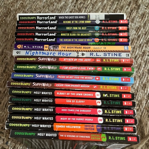 Scholastic Other - R.L Stein books lot of 17 slappy world, most wanted, horrorland